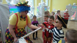 ilustracja do wpisu 
KRÓLICZKI - bal karnawałowy